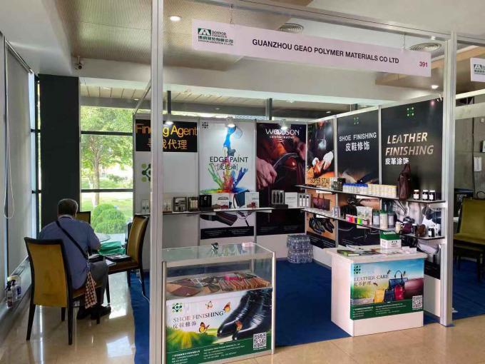 Alışveriş Alanı PSAF Ücretsiz Su Dayanıklı Kumaş Deri Mobilya Koruyucu Mobilya Bakımı Su Dayanıklı Sprey 29